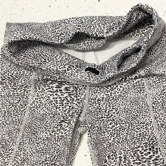 Varley White Leopard Leggings Womens S Animal Print High Rise Yoga - Picture 2 of 7